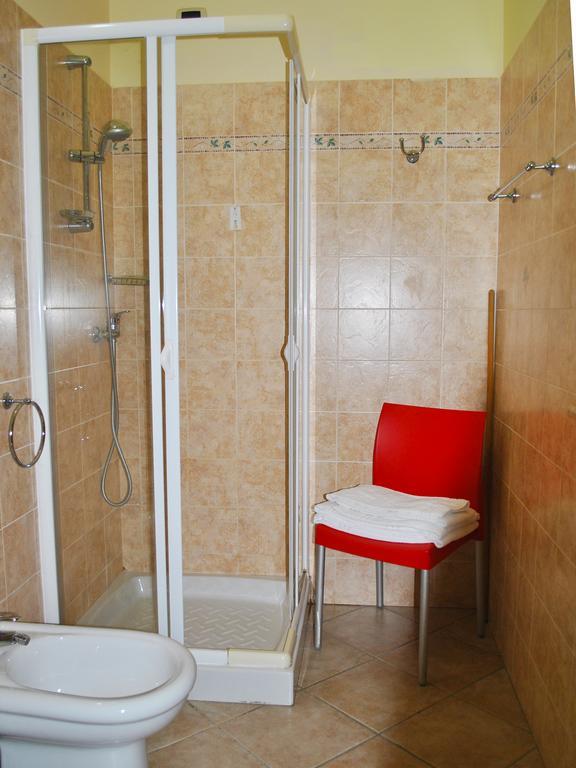 Red Hotel Sant'Elia SantʼAgata di Militello Стая снимка