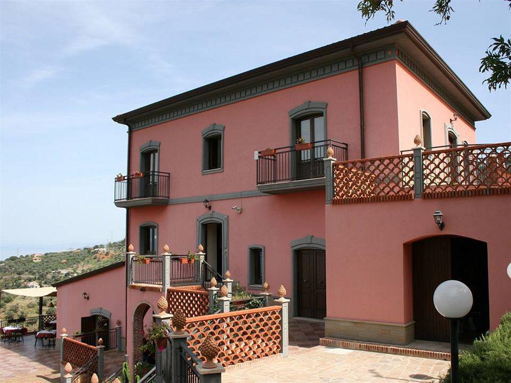 Red Hotel Sant'Elia SantʼAgata di Militello Екстериор снимка
